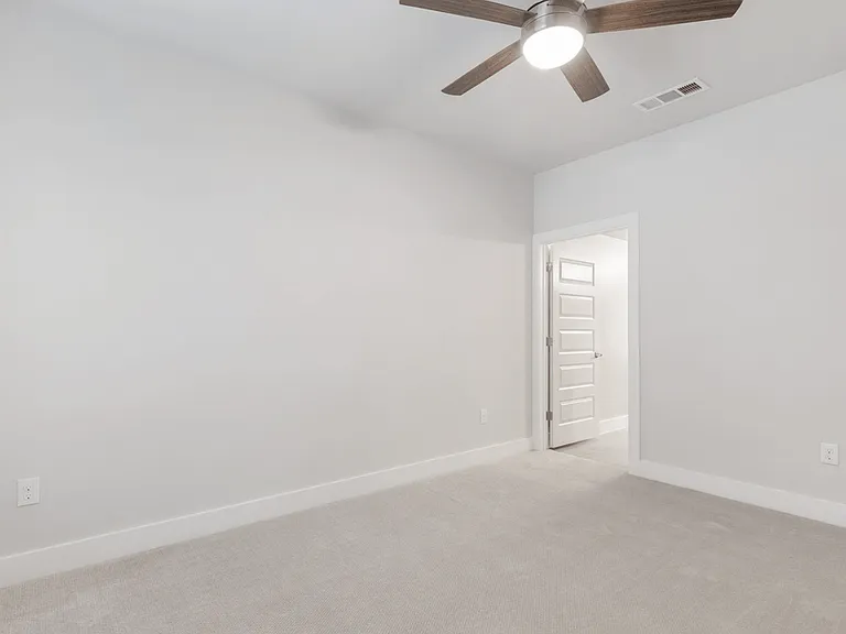 East Vue Ranch Apartments — Photo 65