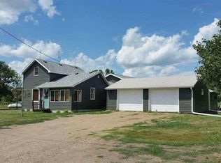 1110 E 3rd St, Bridgewater, SD 57319