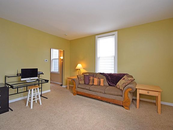 4th image of 5220 Warren Ave