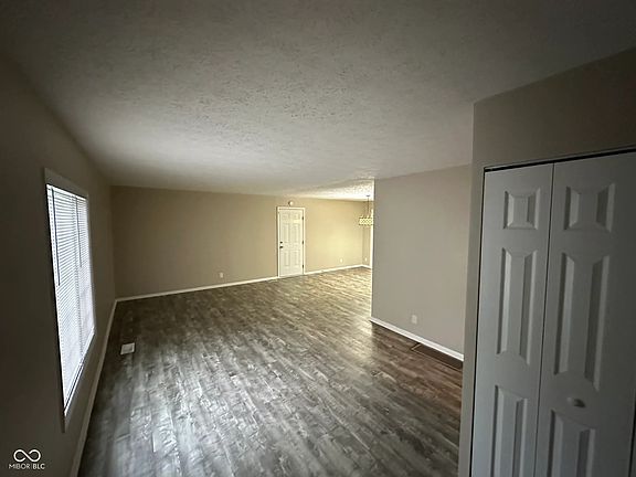 3rd image of 3628 Breen Dr