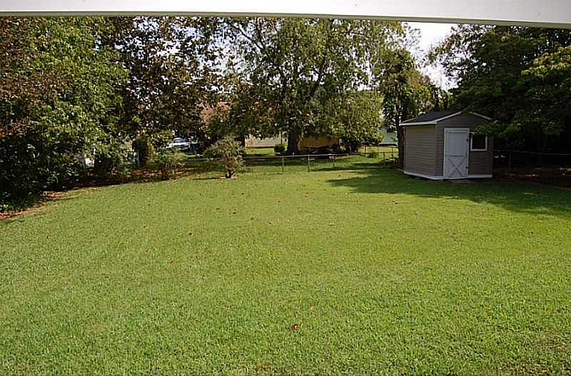 2nd image of 3312 Hyde Cir