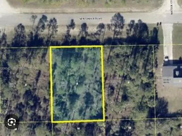 1212 Sentinela Blvd, Lehigh Acres, FL 33974