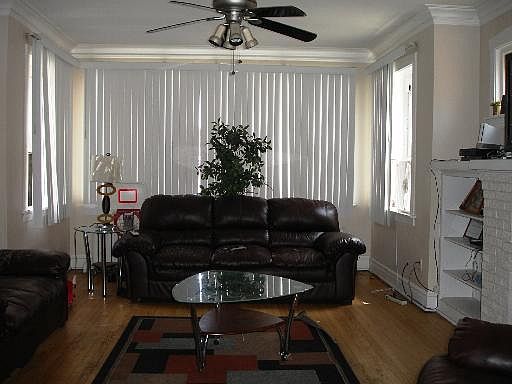 3rd image of 2222 S Scoville Ave