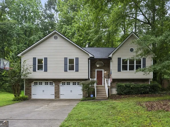 696 Cades Cove Ct, Austell, GA 30106