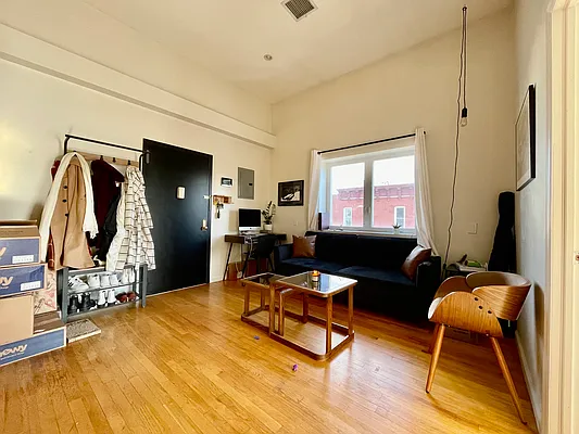 Rented by Oxford Property Group | media 20