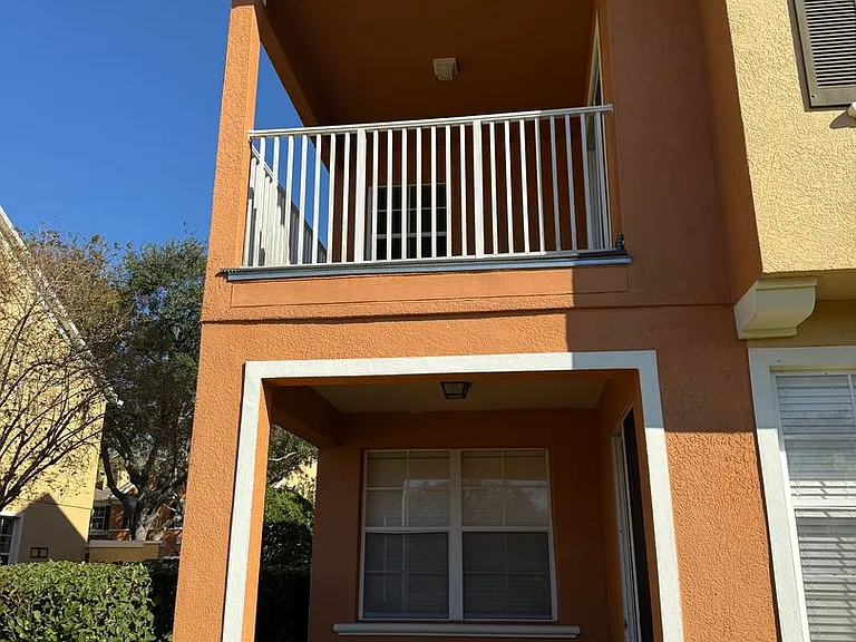 860 Assembly Ct — Photo 22
