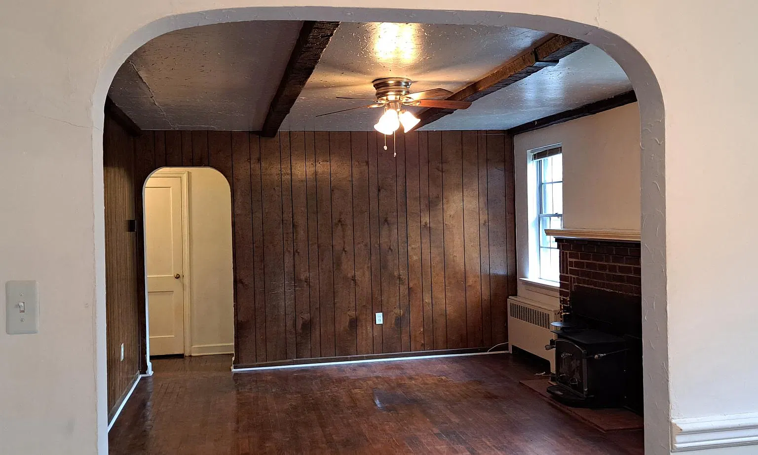 3 bed, 1202 sqft, $1,895 — Photo 4