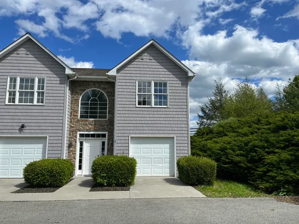 149 Townhouse Ln Unit 4B, Lewisburg, WV 24901