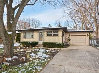 714 Washington Ave, St Charles, IL 60174