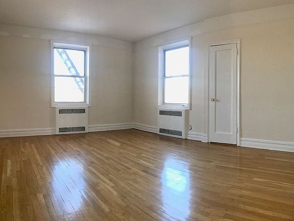 4th image of 1701 Avenue N