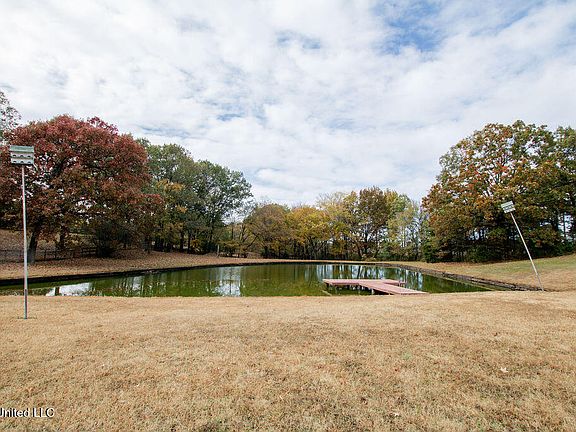 5th image of 5285 Wildwood Dr