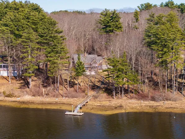 36 Wisteria Lane, Eliot, ME 03903