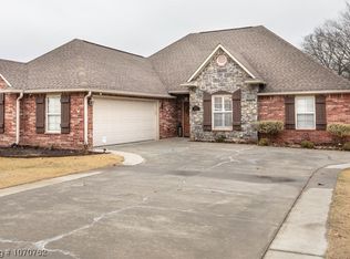 6223 Gordon Ln, Fort Smith, AR 72903