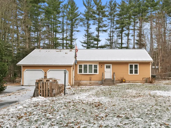 25 Joseph Lane, Wilton, NY 12831