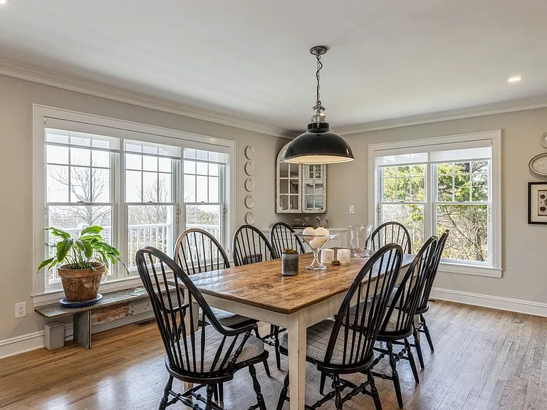 18 Cedar Dr — Photo 6