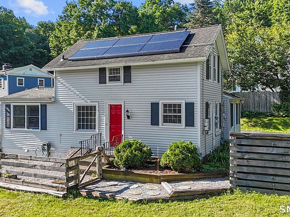 3rd image of 259 Peck Hill Road