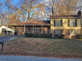 3319 Woodlea Dr, Greensboro, NC 27406