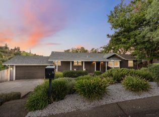1130 Redbud Dr, Redding, CA 96001