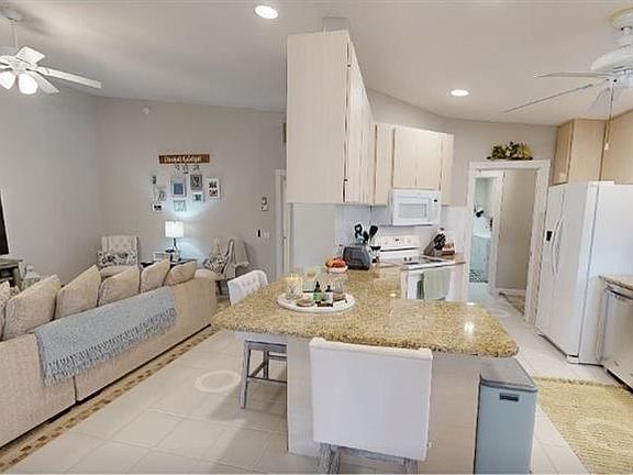 4th image of 3144 Andorra Ct