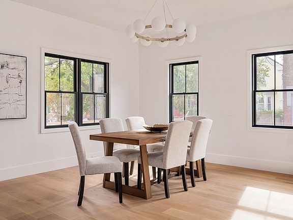5th image of 492 Putnam Ave #492