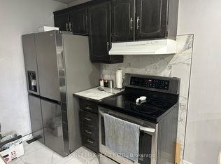 22 Shalom Cres, Toronto, ON M9V4J4