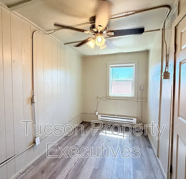 234 E 32nd St #10 — Photo 11
