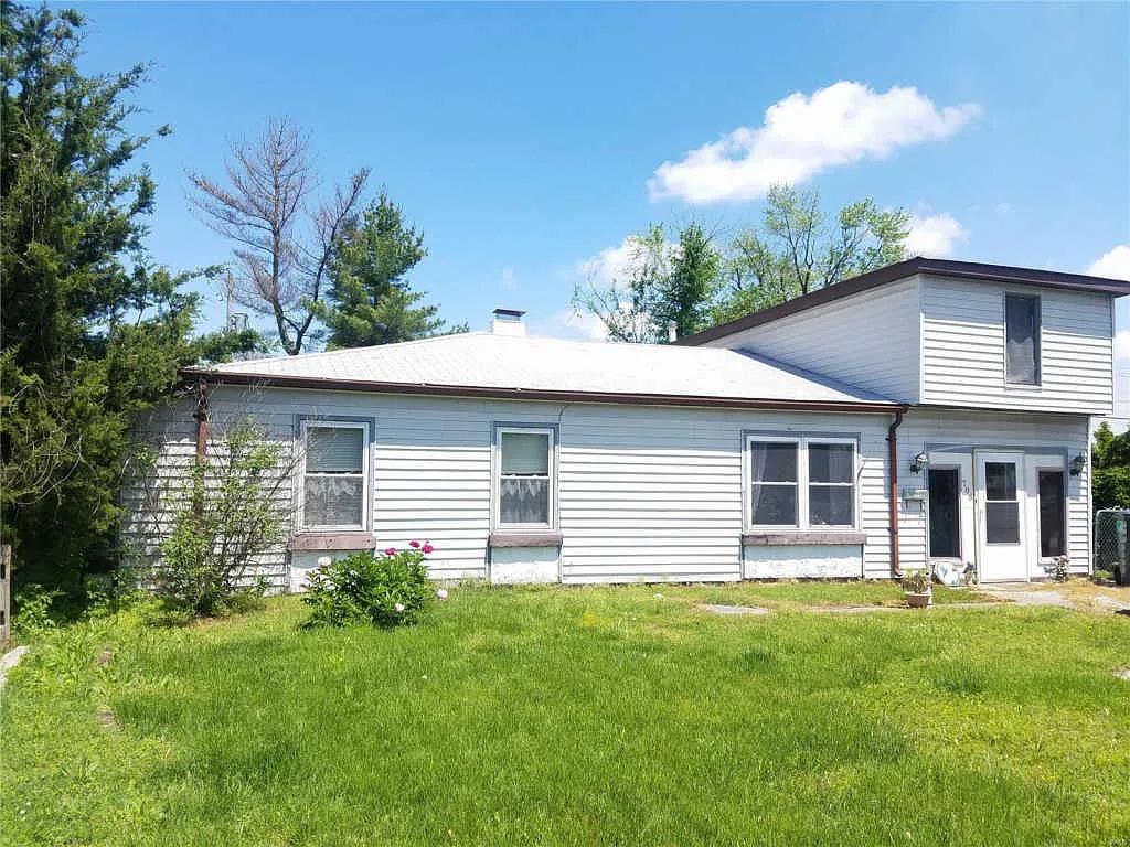 706 Saint Norbert Dr photo 1