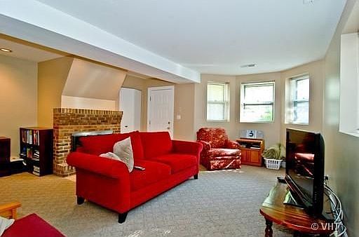 5th image of 2706 N Wayne Ave