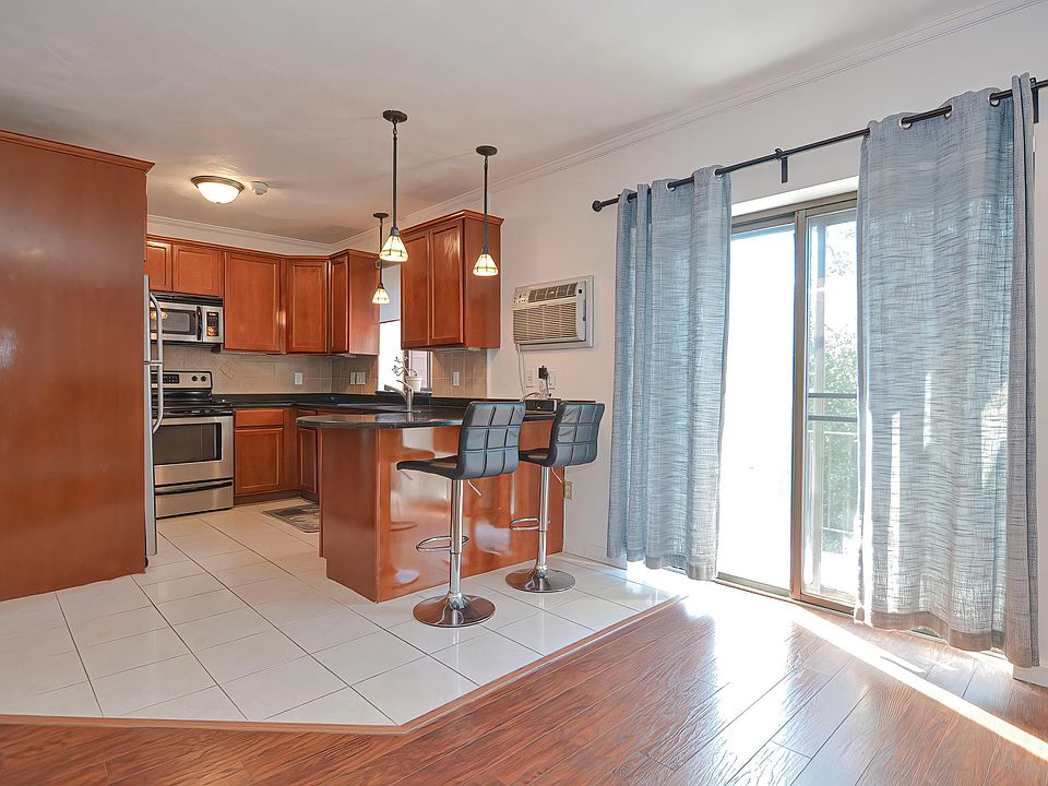 1st image of 215 Thomas Burgin Pkwy Unit 44