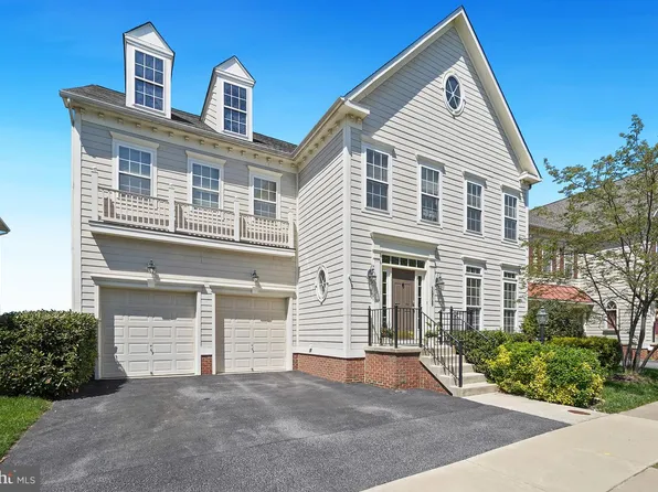 3908 Shawfield Ln, Frederick, MD 21704