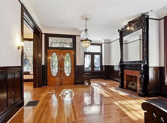 5th image of 7111 Saint Charles Ave