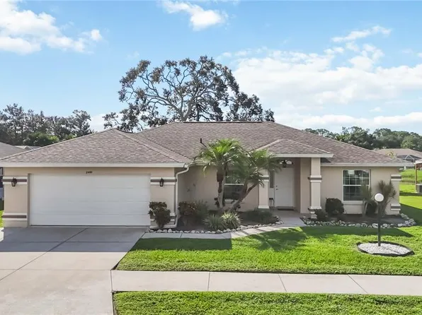 2400 Appaloosa Cir, Sarasota, FL 34240