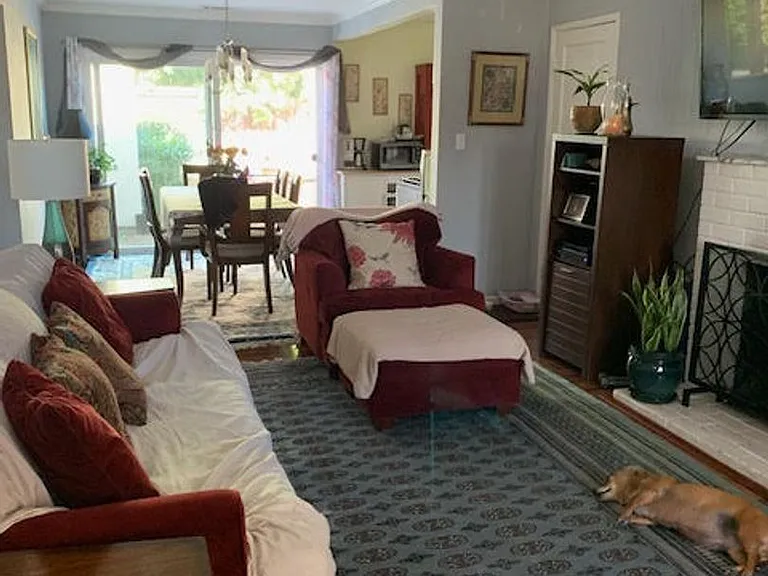 240 N Cragmont Ave — Photo 2