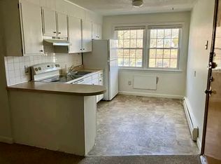 10 Danbury Dr APT 17, Methuen, MA 01844