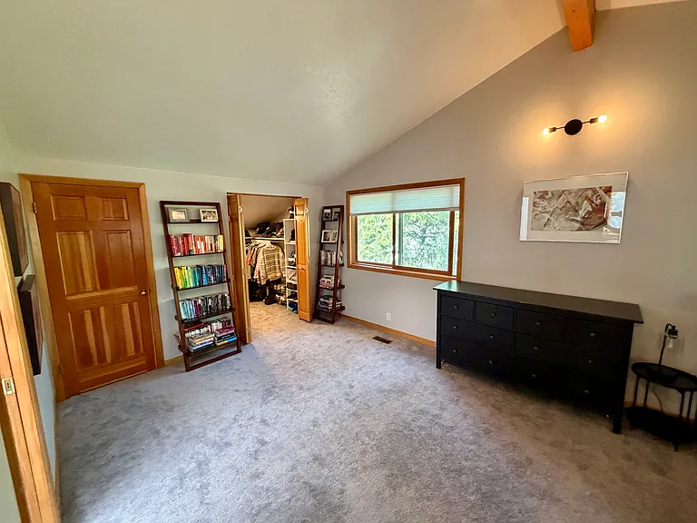235 Paradise Rd — Photo 12