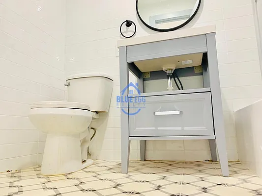 Rented by Blue Egg Realty Corp | media 26