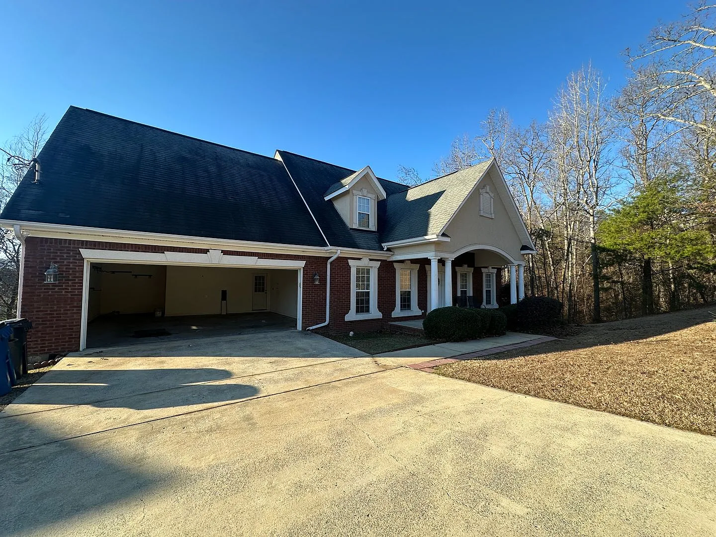 Legacy Hill Estates — Photo 2