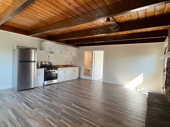 2nd image of 1839 Corbin St #B