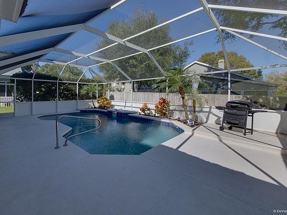 3rd image of 656 Regina Ln