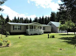 44 North Rd, Sebec, ME 04481