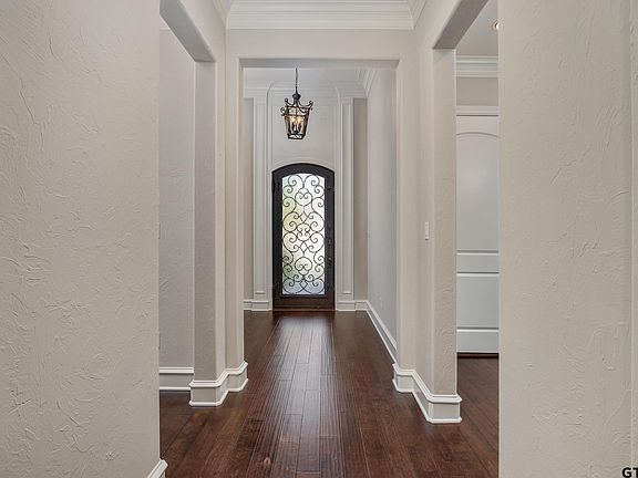 4th image of 7308 Princedale