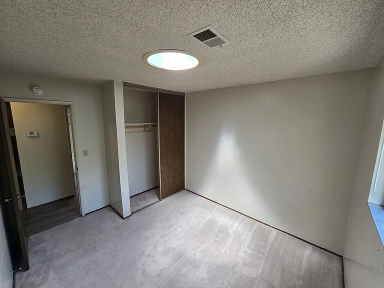 505 Mission Pl — Photo 7
