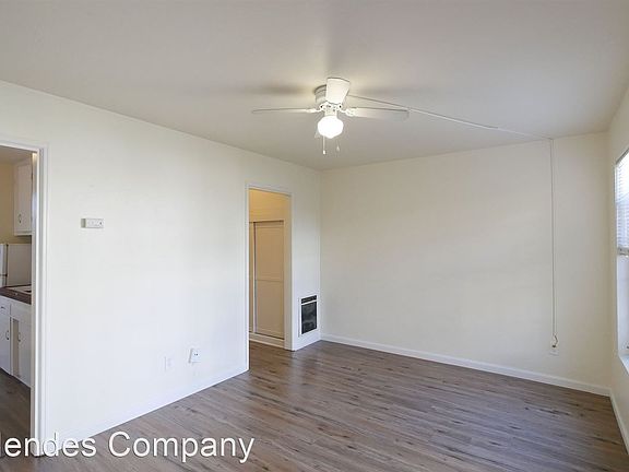 4th image of 3602-3608 Indiana St #3606-A