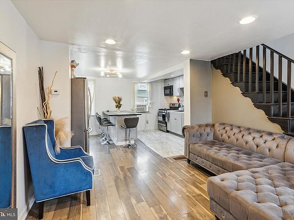 3rd image of 4804 Rosalie St