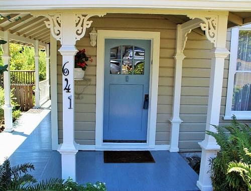 Welcome Home to 641 Scott St