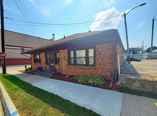 1127 15th Ave, Monroe, WI 53566