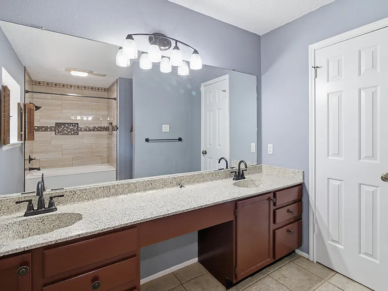 3840 Forsyth Park — Photo 21