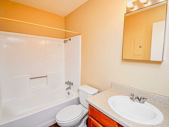 4th image of 1308 Jacksonville Square Dr #12045972
