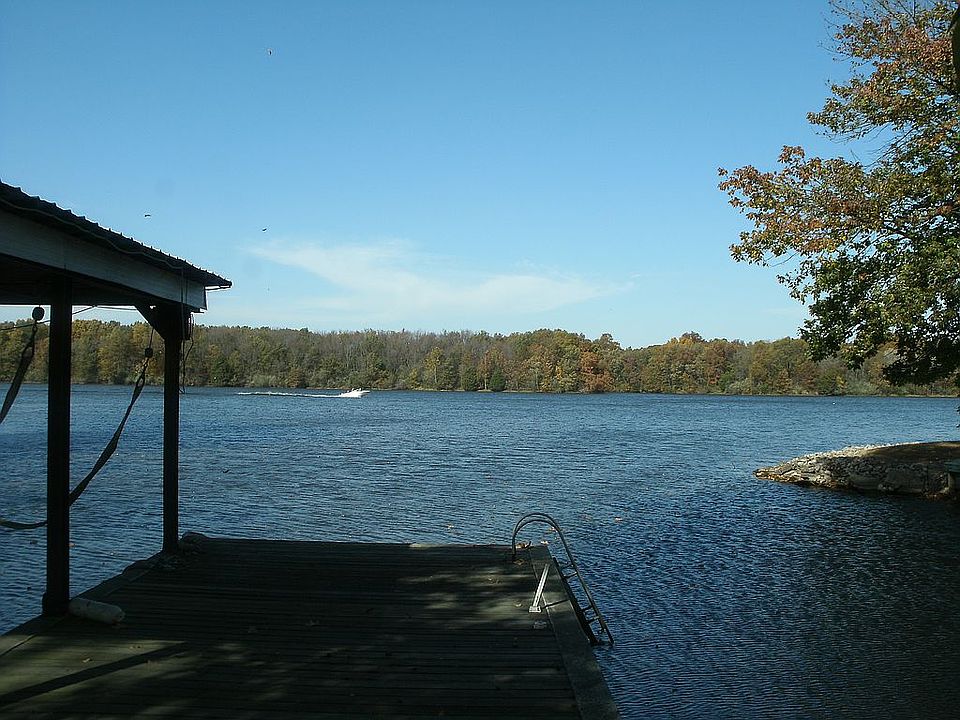 2272 Lake Hills Dr, Vandalia, IL 62471 Zillow