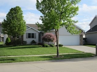 6353 Cornflower Dr, Lincoln, NE 68504